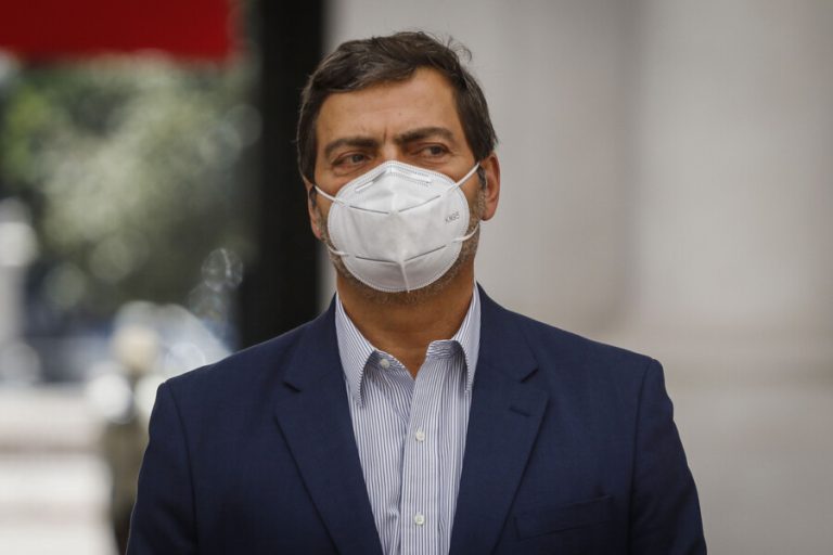 Tras críticas a las FF.AA. por conflicto en La Araucanía: Gobierno aceptó renuncia de Cristián Barra