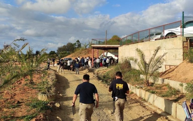 Tomé: Al menos 60 detenidos tras matrimonio en medio de cuarentena
