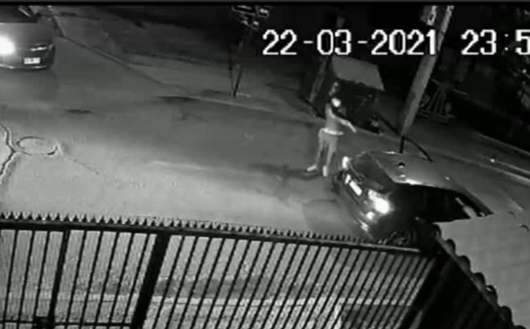 Impactante balacera en Quilicura: Delincuentes percutaron más de 50 disparos contra una casa