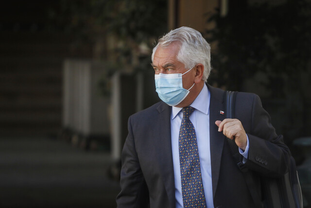 Ministro Paris adelanta 