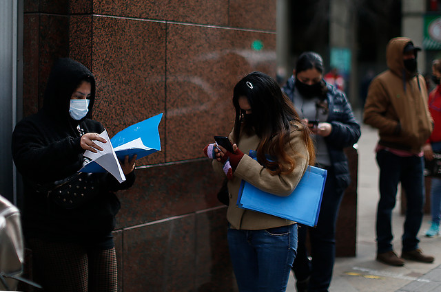 Desocupación en Chile llegó a 10,3% en trimestre diciembre-febrero