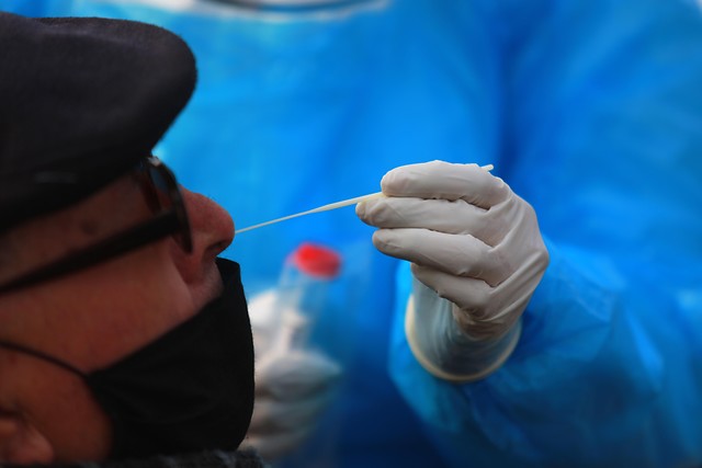 Las 30 comunas con más casos activos de COVID-19, según el informe epidemiológico