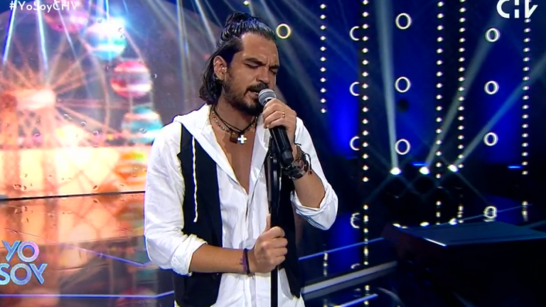Se llevó los aplausos: Así fue la impecable presentación de Ricardo Arjona