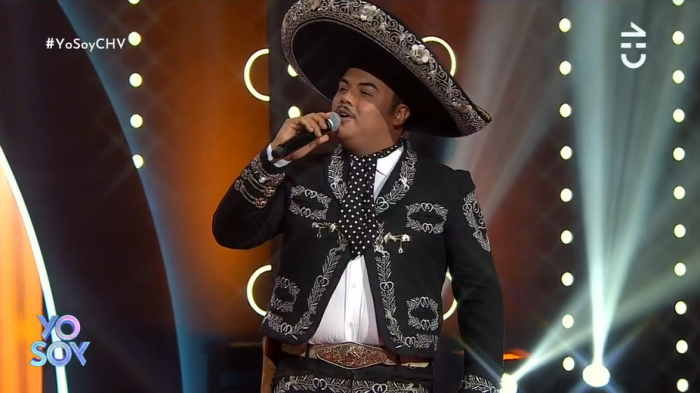 Inspirado: Antonio Aguilar sacó toda su voz interpretando 