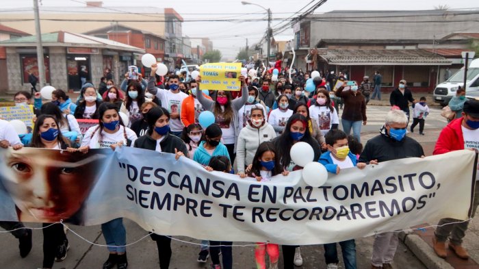 Familia de Tomás Bravo pide justicia: Así fue la marcha en Arauco por los niños vulnerados