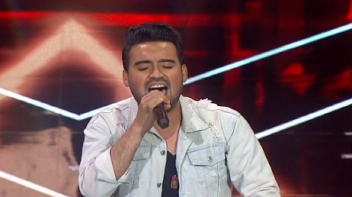 ¡Gritó con todo!  Imitador de Luis Fonsi deslumbró con talentosa presentación en Yo Soy