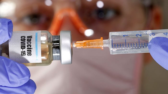 Bebé de 6 meses recibió por error la vacuna contra coronavirus en Cesfam de Villarrica