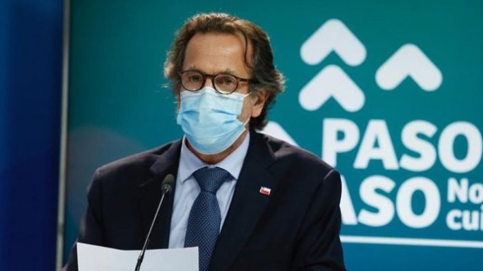 Minsal suspende cirugías electivas en 11 regiones por 30 días