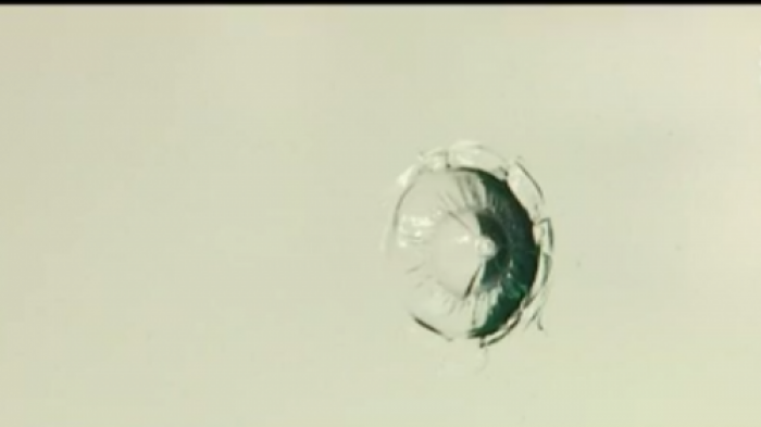 Alarma por francotirador en Las Condes: Departamento del sector recibió más de 10 disparos