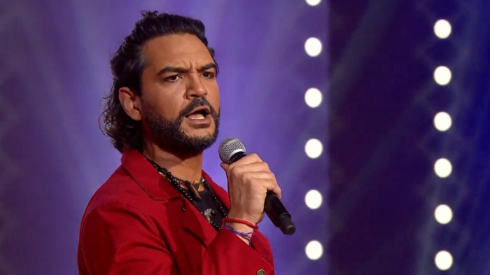 Ricardo Arjona se lució con su interpretación de 