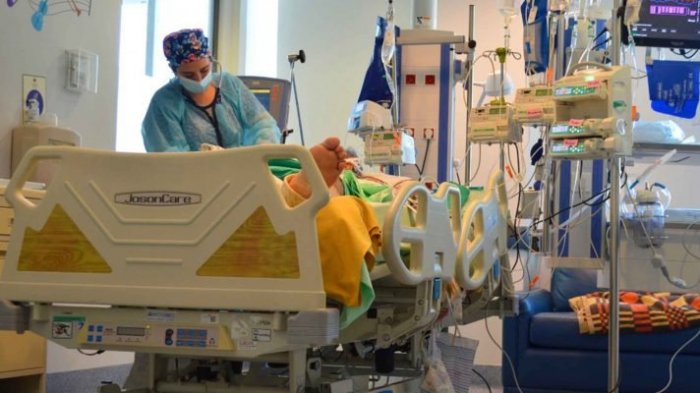 Vocero Sochimi: “Durante los próximos 14 días seguirán llegando pacientes críticos”