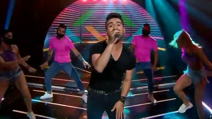 Un duelo complicado: Luis Fonsi deberá enfrentar la gala de eliminación