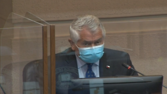 Ministro Paris participó en sesión del Senado para analizar la evolución de la pandemia y el actuar del Gobierno