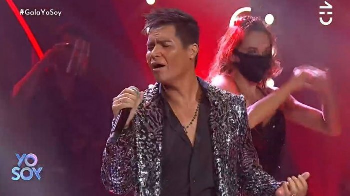 Américo hizo bailar y vibrar a jurado con un tremendo clásico