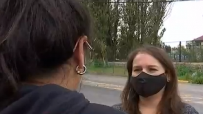 “Se escuchó como decían que me atropellaran”: El impactante relato de mujer que sufrió violento robo en Maipú