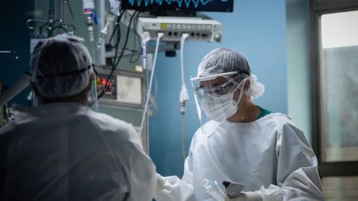 ¿Cómo actúa el Gobierno ante las preocupantes cifras de contagio entregadas por el Minsal?