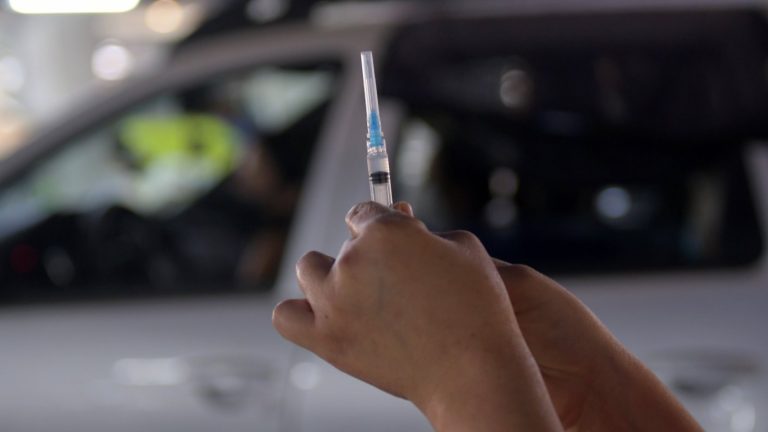 Presidente Piñera anuncia un nuevo cargamento con más de dos millones de vacunas para Chile