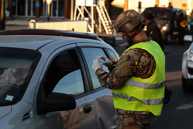 Inicio del toque de queda se adelanta para las 21 horas desde el lunes