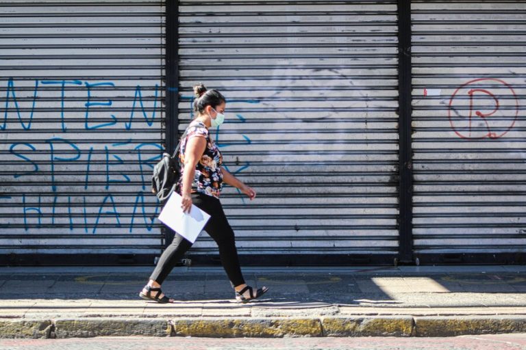 ¿Qué comunas retroceden a cuarentena total desde este sábado 3 de abril?