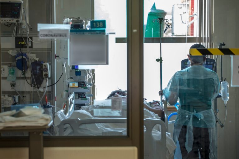 Minsal reporta más de 8 mil casos diarios de COVID-19 por segundo día consecutivo