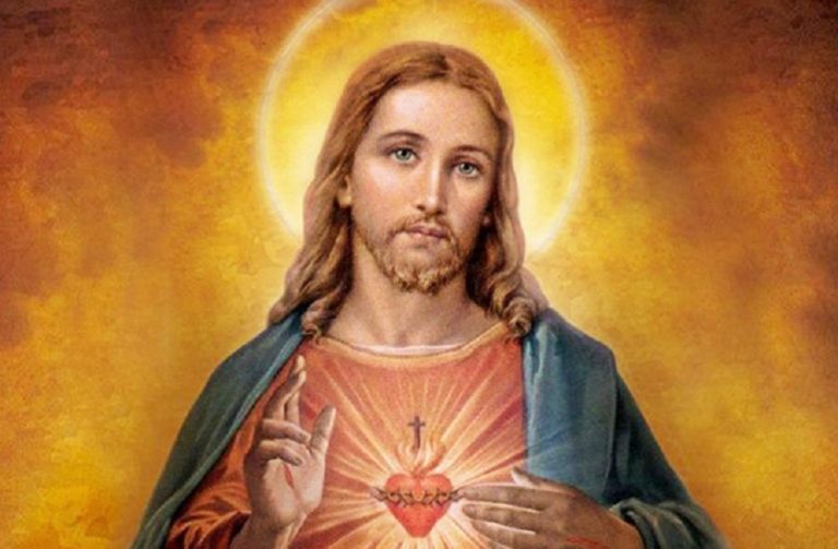 Familia aseguró que se les apareció el rostro de Jesús en una empanada: 