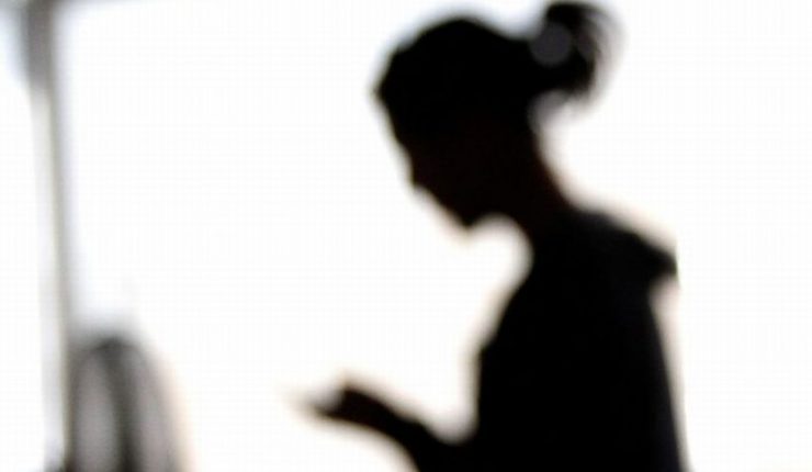 Adolescente denunció que fue abusada por sus tres hermanos mayores