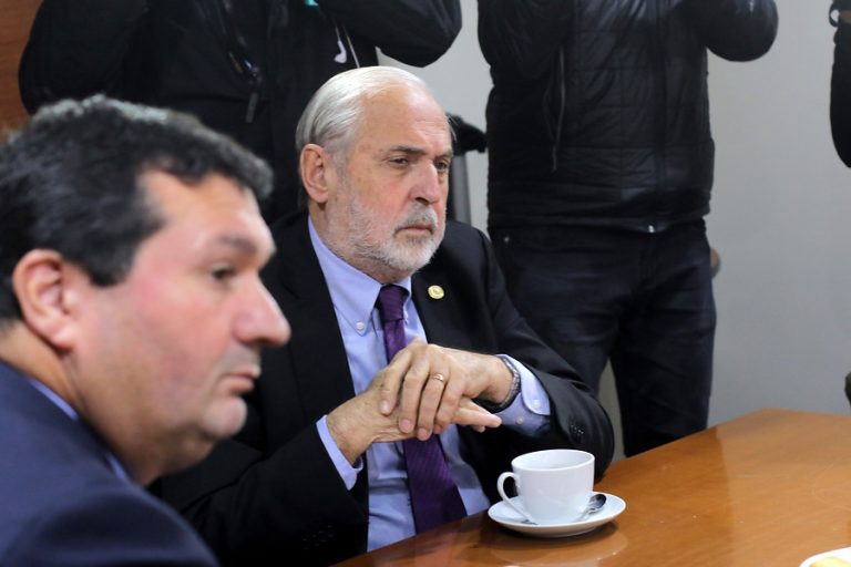 Parlamentarias solicitan reunión urgente con Fiscal Nacional por actuar 