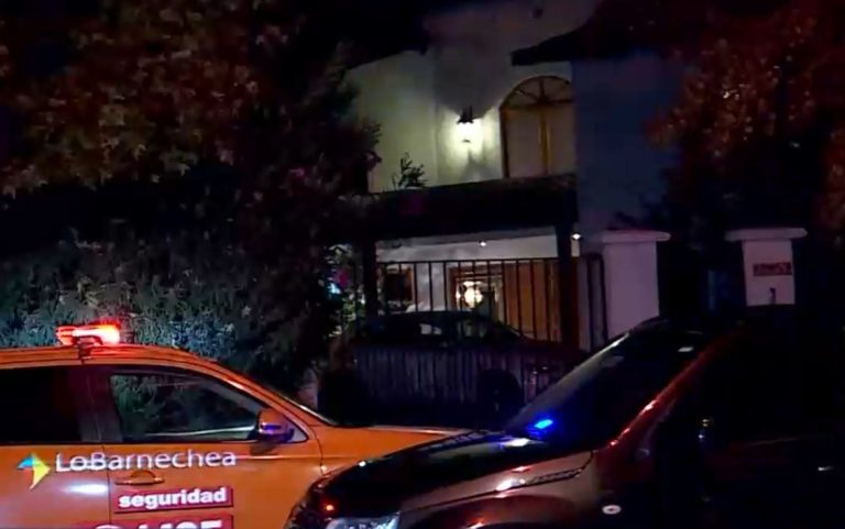 Delincuentes amarraron a familia, registraron la casa por 30 minutos y se llevaron botín de $200 millones