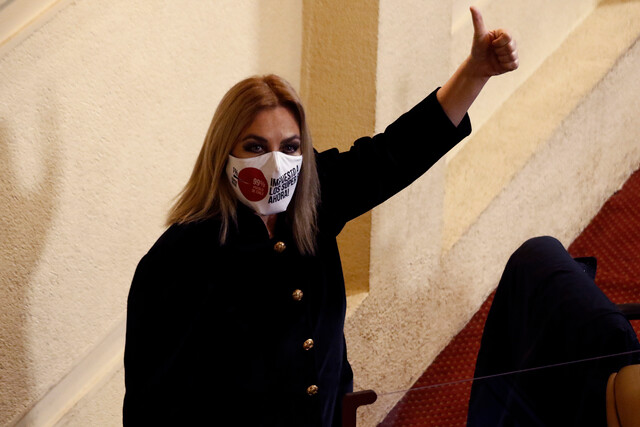 Pamela Jiles presenta proyecto de cuarto retiro del 10% de los fondos de pensiones