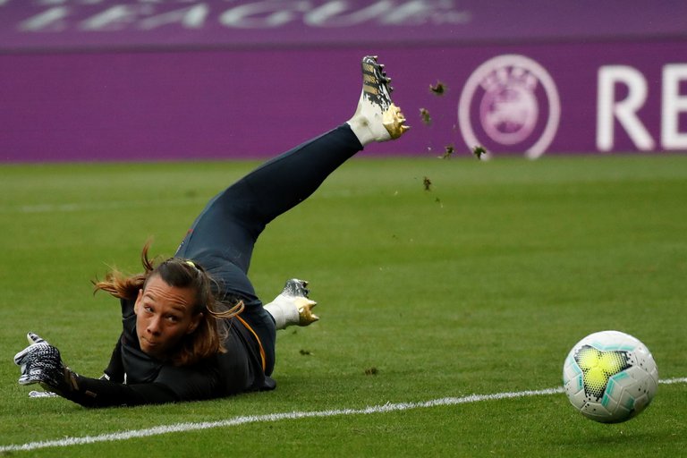 Endler habló de todo: La promesa si gana la Champions, futura maternidad y el machismo en Latinoamérica