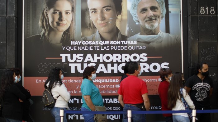 ¿Retiro de fondos AFP o AFC? Políticos discutieron proyectos económicos para enfrentar crisis por Covid-19