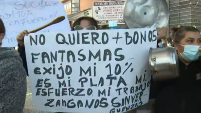 Barricadas en paradero 30 de Santa Rosa: Vecinos protestan en La Pintana por tercer retiro del 10%