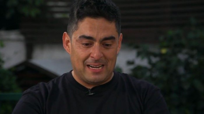 Álvaro Barrientos quebró en llanto al hablar de sus queridos amigos de La Cofradía