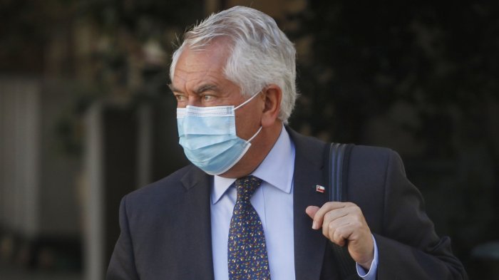 “Es un momento crítico que debemos superar”: El mensaje de unidad de ministro Paris tras revelar impactante cifra de nuevos contagios por Covid-19