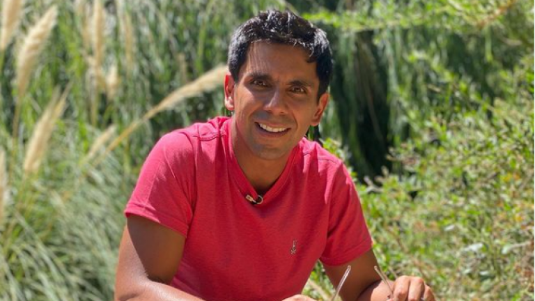 Un viaje al pasado: Juan Pablo Queraltó encantó a sus seguidores con una foto de su infancia