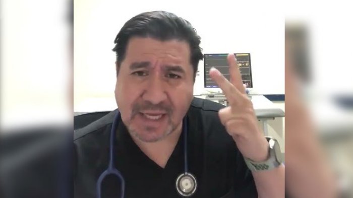Doctor Espinoza: “En vez de tirarse flores entre sí, deberían guardarlas para las familias de los 30 mil pacientes que han fallecido a la fecha”