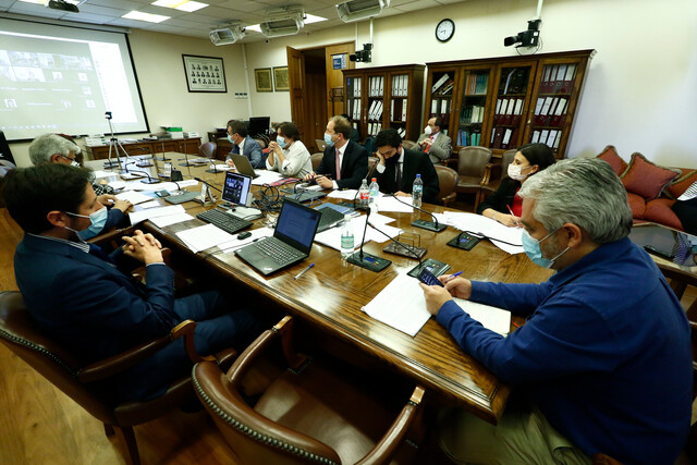 Avanza bono de $200 mil: Este martes se vota en la Comisión de Trabajo de la Cámara