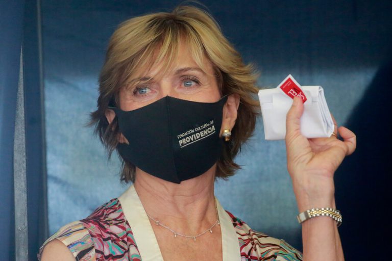 De Sabat a JVR: Mujeres de Chile Vamos rechazan dejar a Matthei fuera de primaria