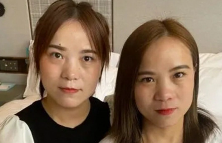 Se conocieron por redes sociales: Dos mujeres impresionadas por su parecido resultaron ser hermanas gemelas