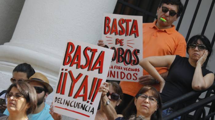 ¿Cuál es la estrategia para combatir y/o reducir la delincuencia?