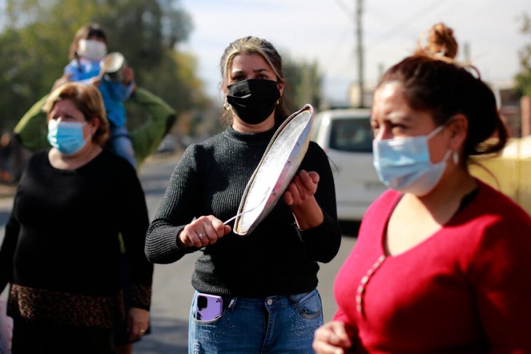 ComunidadMujer afirmó que se tiene que dar “una reactivación con perspectiva de género”