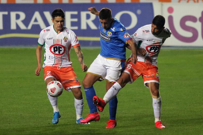 Audax Italiano se transformó en el único puntero tras empatar con Cobresal