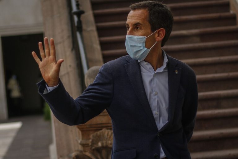 Alcalde de Santiago y el paso a Fase 2: “Esperamos que sea sin retorno esta vez”