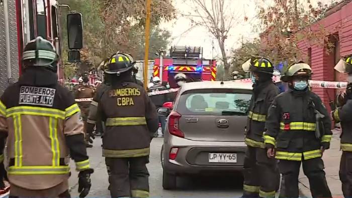 Incendio en Puente Alto dejó a menor de 3 años fallecida y a su hermana de 11 en riesgo vital