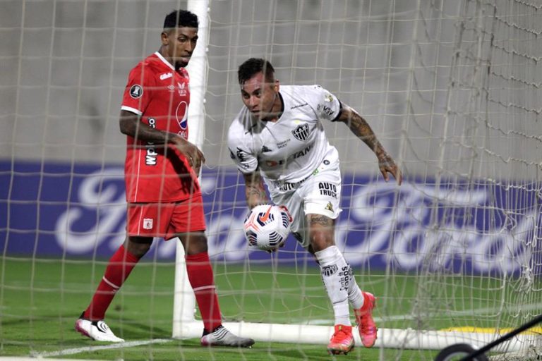 Lo quieren en la Roja: Locura ante el golazo que hizo Edu Vargas con el Mineiro en la Libertadores