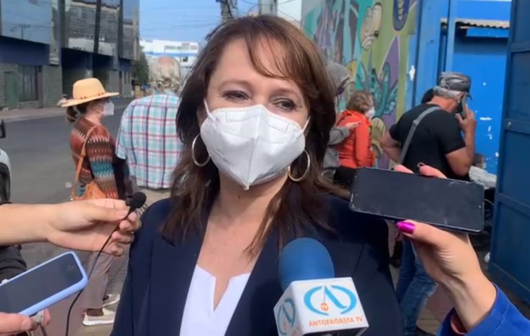 Diputada Marcela Hernando se ofreció como vocal de mesa en Antofagasta, pero no la dejaron