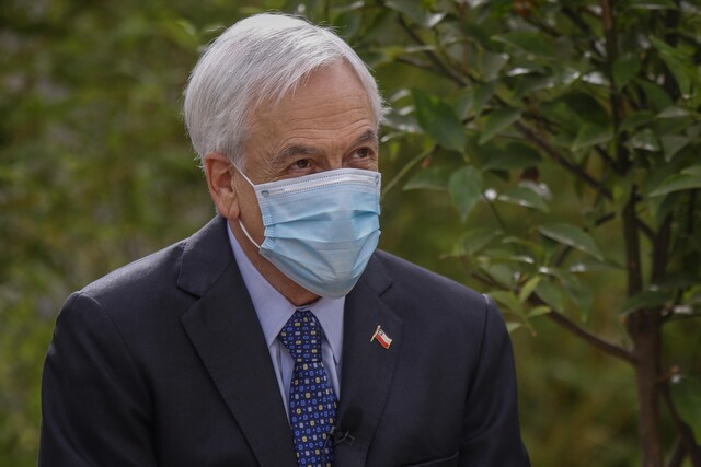 Presidente Piñera está en La Moneda a la espera de los resultados de las elecciones