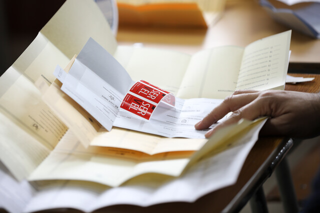 Paridad de género en la CC benefició más a hombres: Sólo 5 mujeres fueron favorecidas