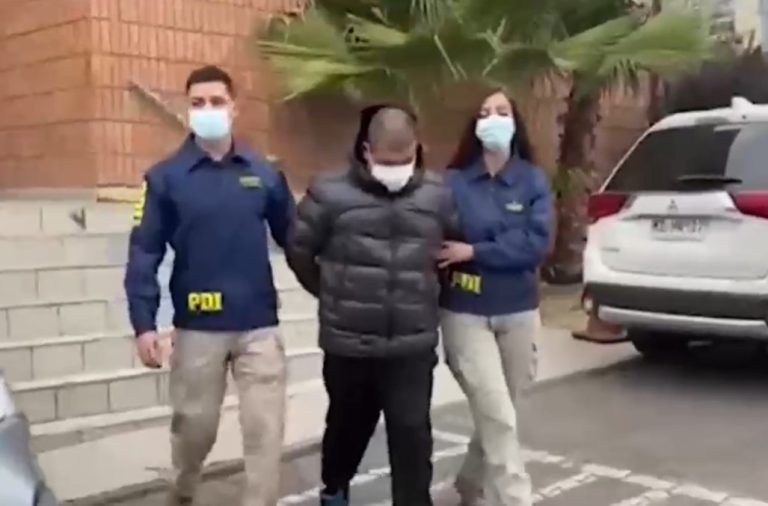 Ahora es delito: Barrista quedó en prisión preventiva por venta de fuegos artificiales