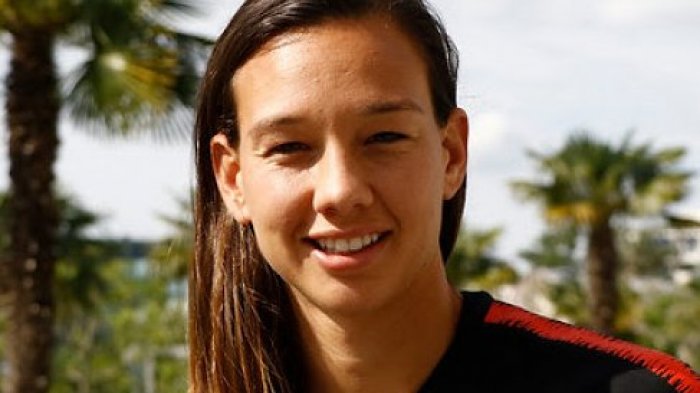 Christiane Endler se lleva el premio a la mejor arquera de la liga francesa: 